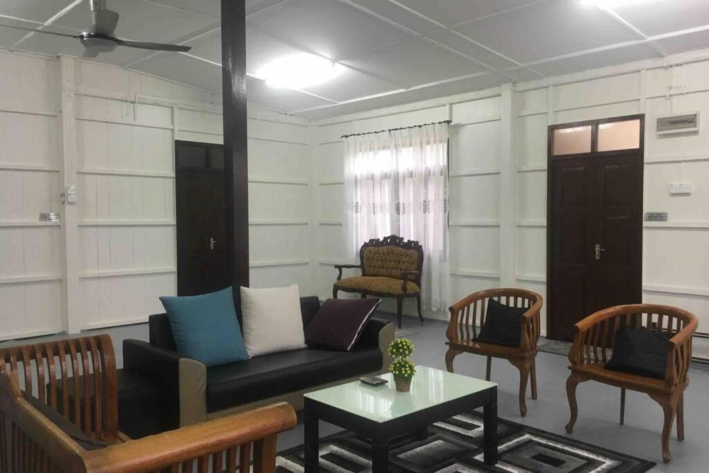 De Rhumaa Homestay Kuala Terengganu Exteriér fotografie